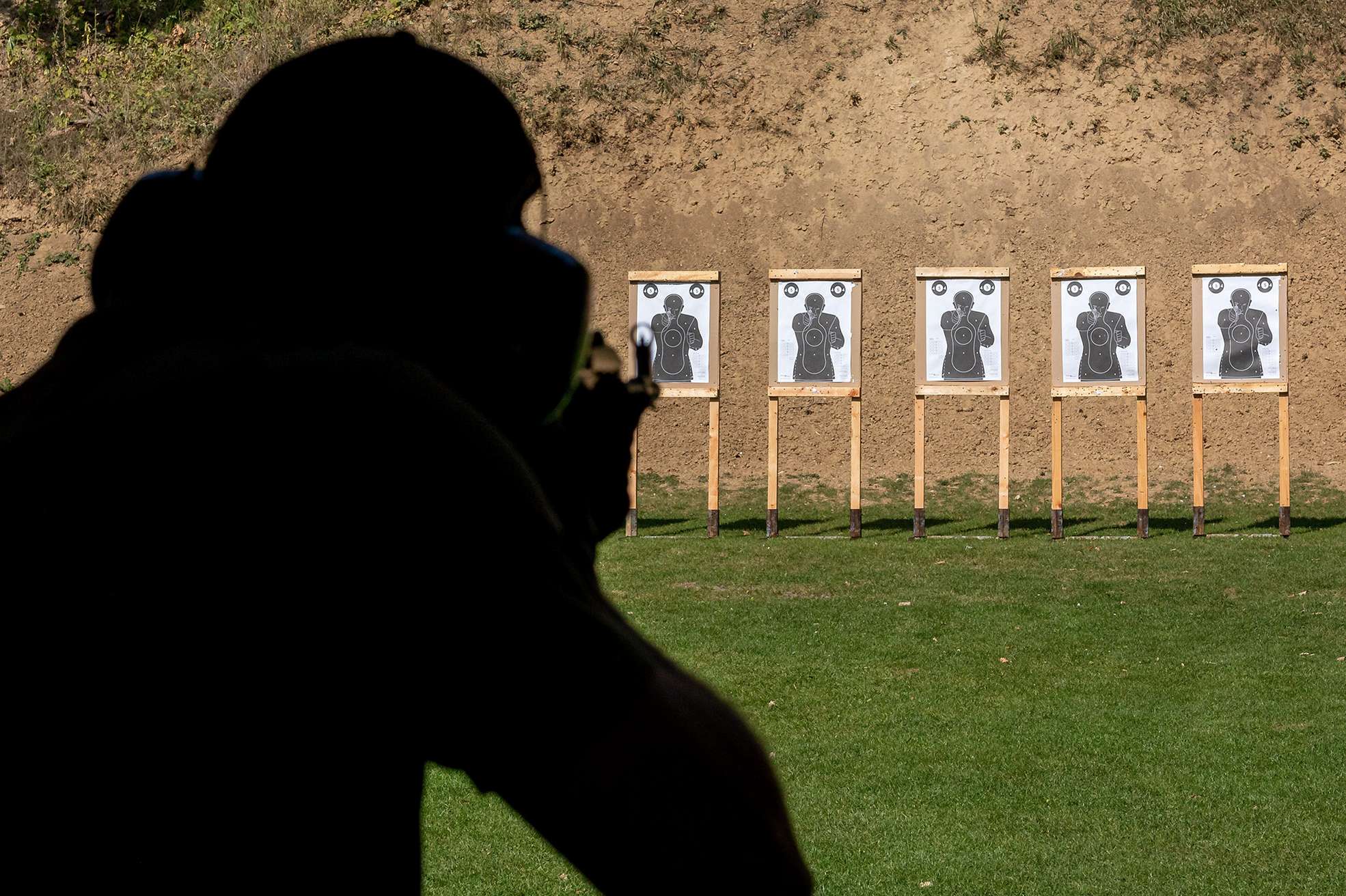 Shooting Kalashnikov