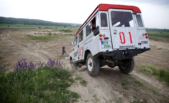 land-rover-driving-taster-gallery-1.jpg