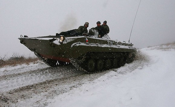 bmp-tank-driiving-prague-gallery-5.jpg
