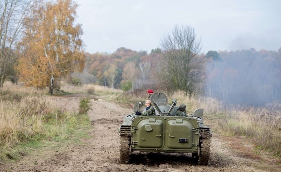 bmp-tank-driiving-prague-gallery-7.jpg