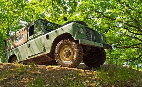 Image for page Your 4x4 car